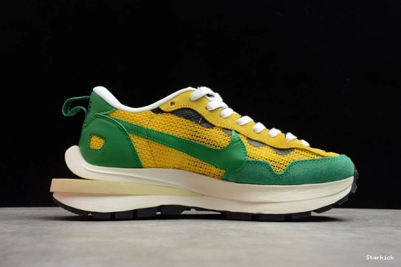 Yellow CV1363-700 Vaporwaffle Nike sacai Tour Green Stadium 1012